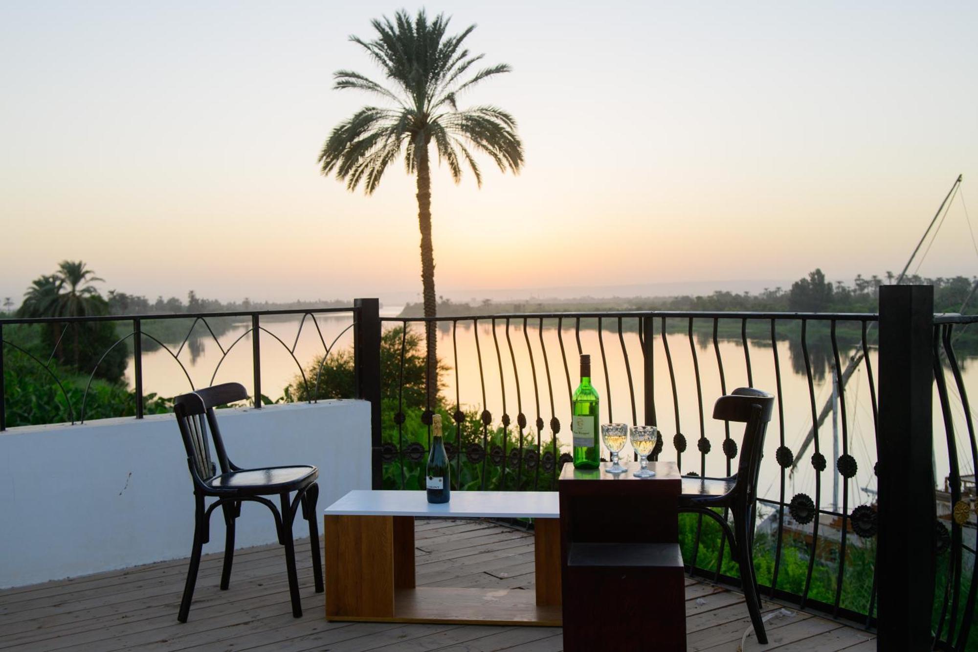 Eyaru Palace Nile View Luxor Esterno foto