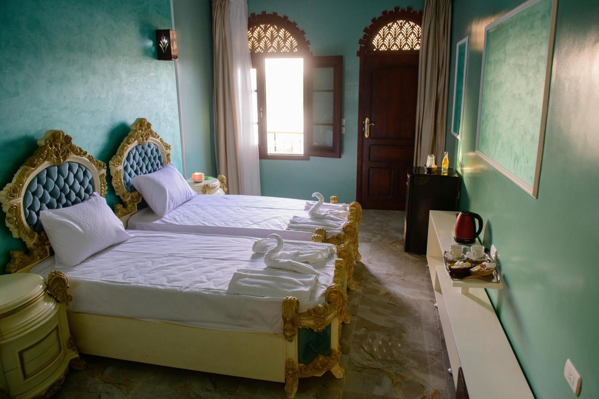 Eyaru Palace Nile View Luxor Esterno foto
