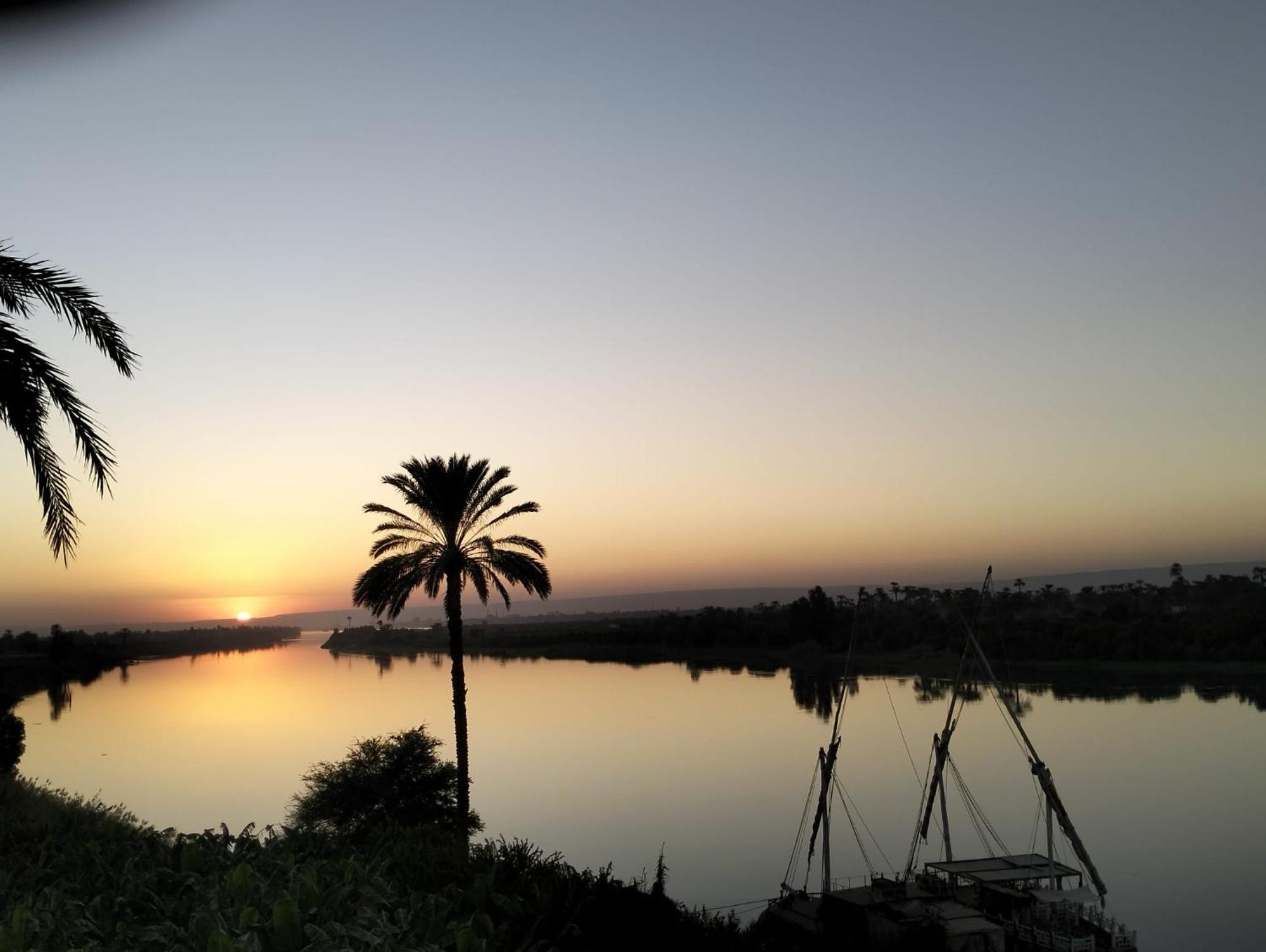 Eyaru Palace Nile View Luxor Esterno foto